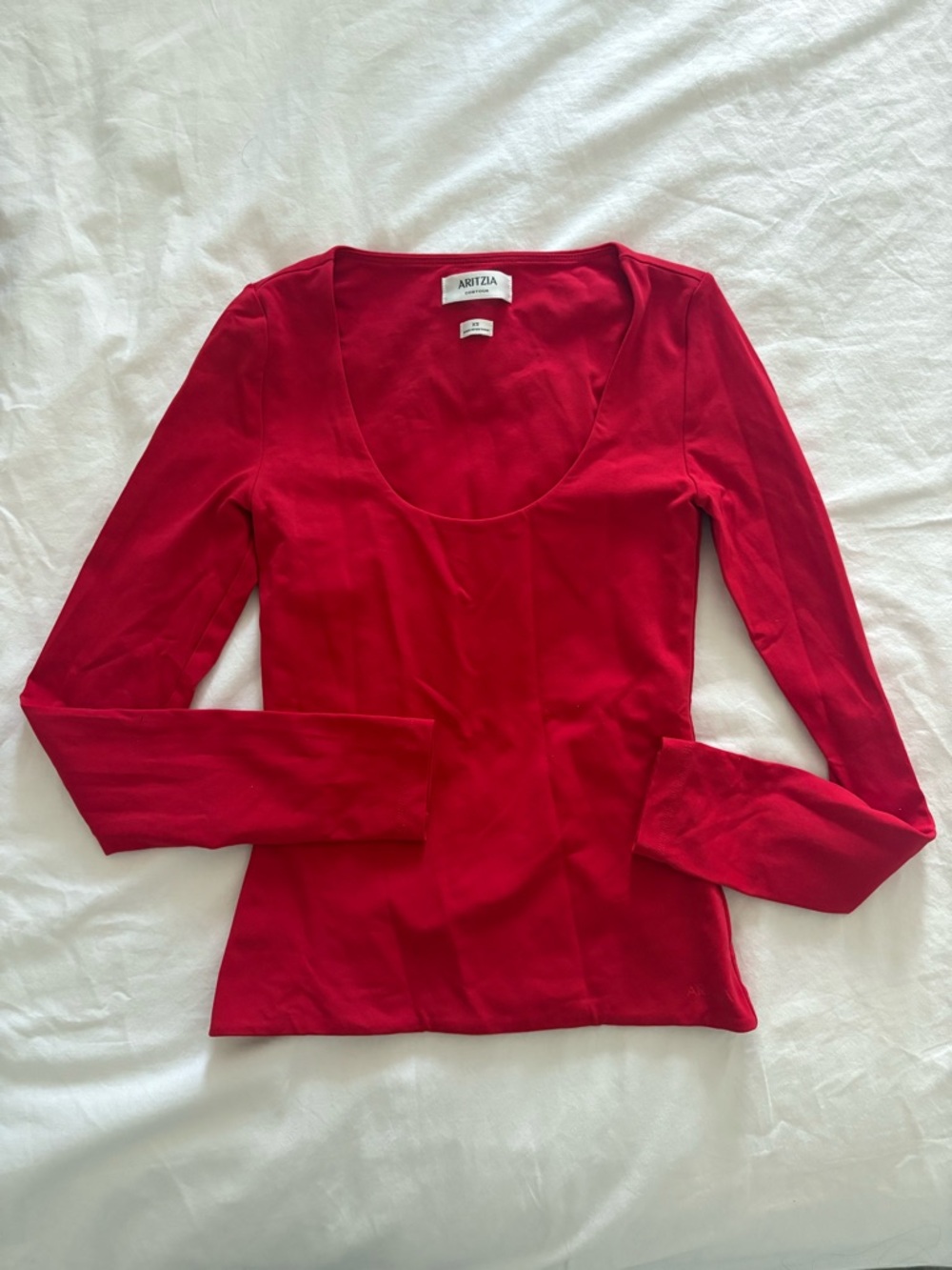Aritzia Contour Long Sleeve